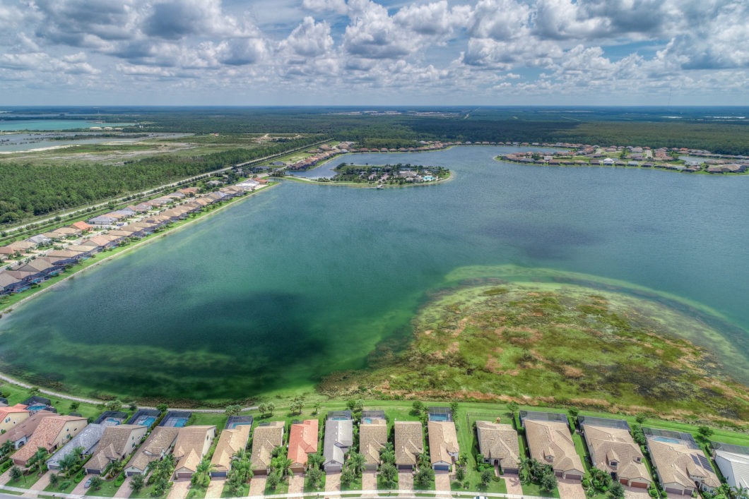 Corkscrew Shores - Estero, FL – Paradise Luxury Group